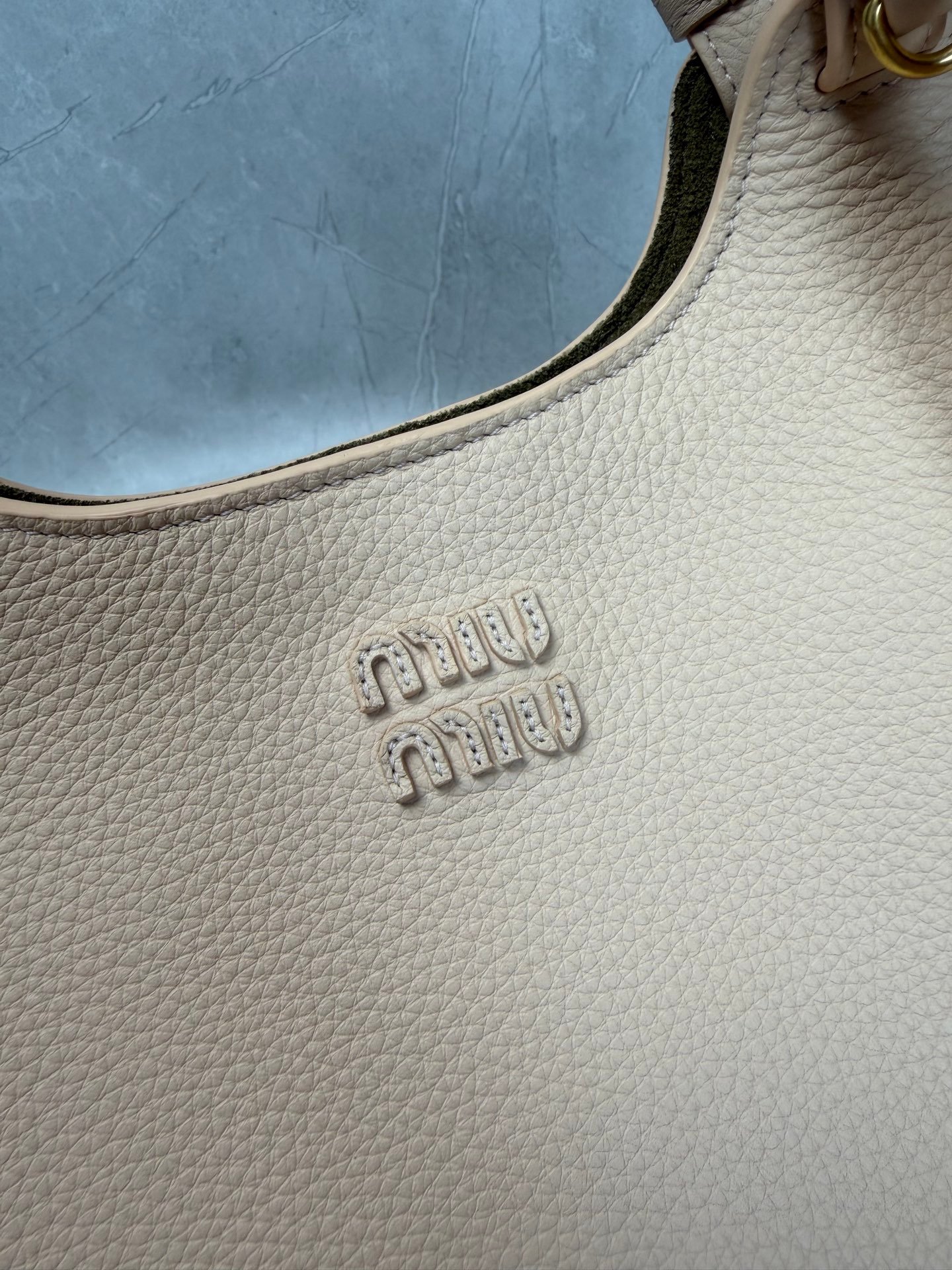 Miu Miu Light Hammered Leather Bag B6051203 - Image 6