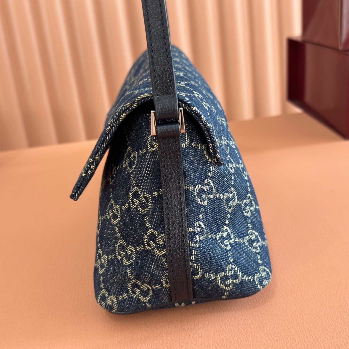 Gucci Madison medium shoulder bag B6051204 - Image 8