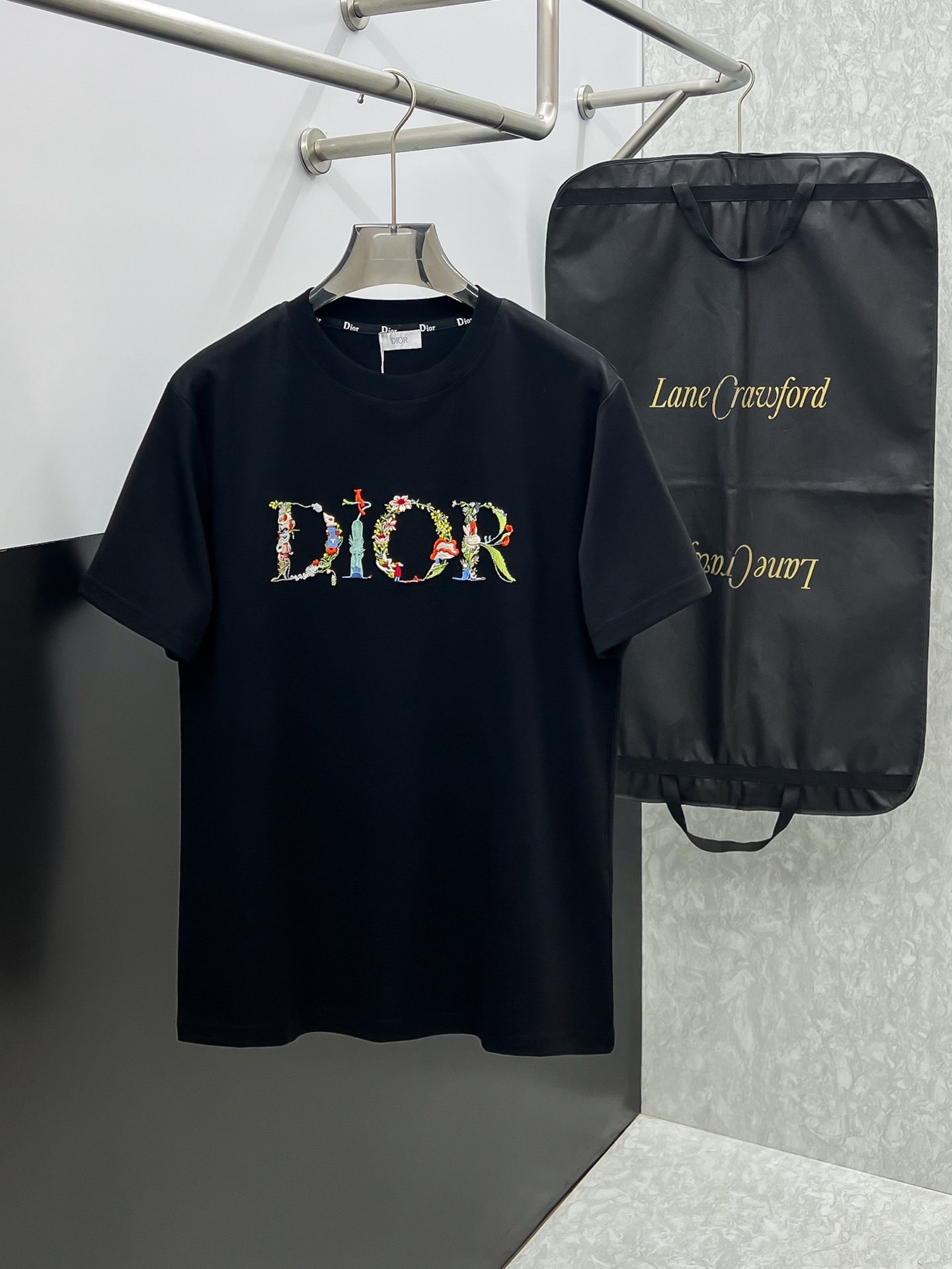Dior 2026 Summer Collection New ItemsM6051203 - Image 2