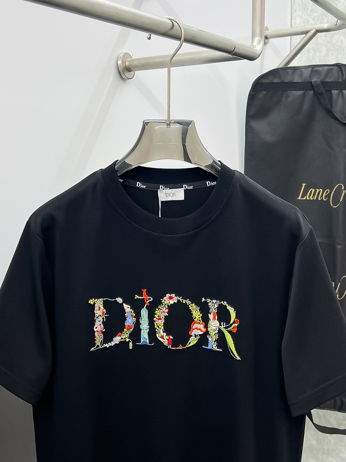 Dior 2026 Summer Collection New ItemsM6051203 - Image 9