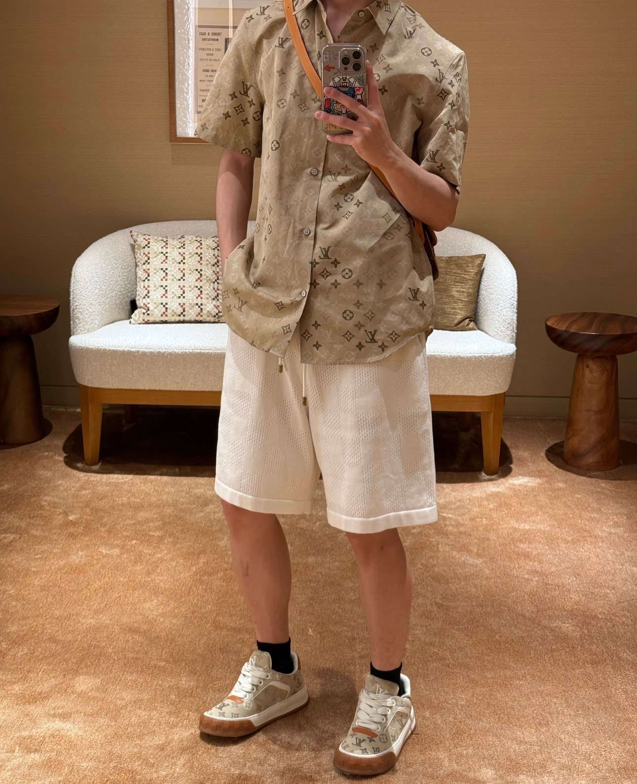 LV 26ss New Autumn Collection Shirt M6051501 - Image 3