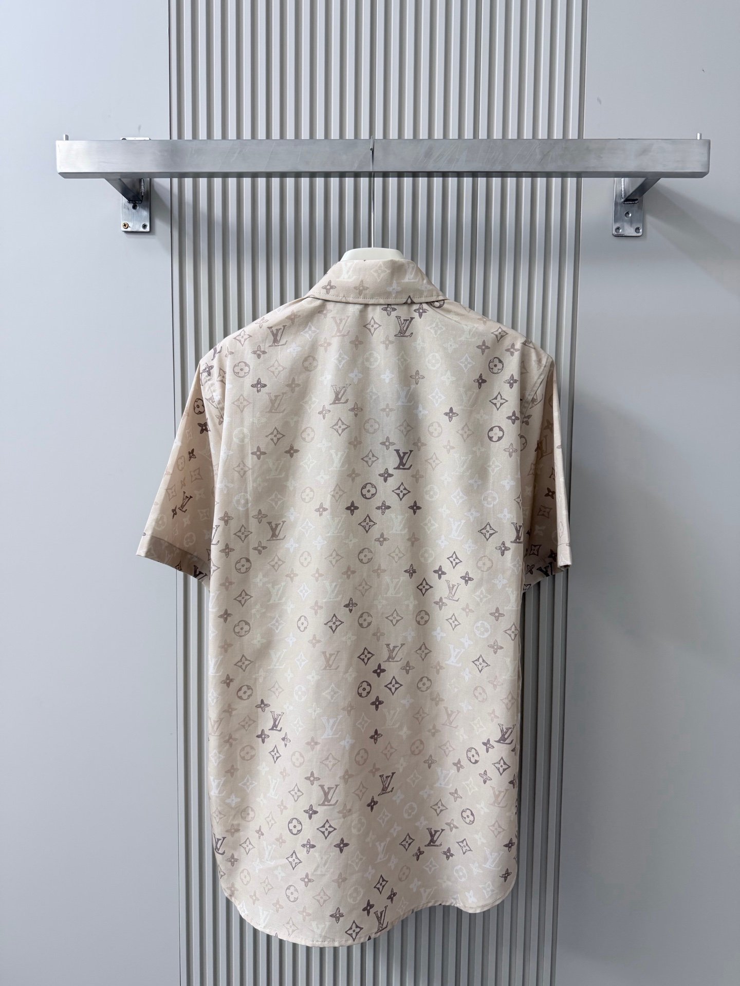 LV 26ss New Autumn Collection Shirt M6051501 - Image 5