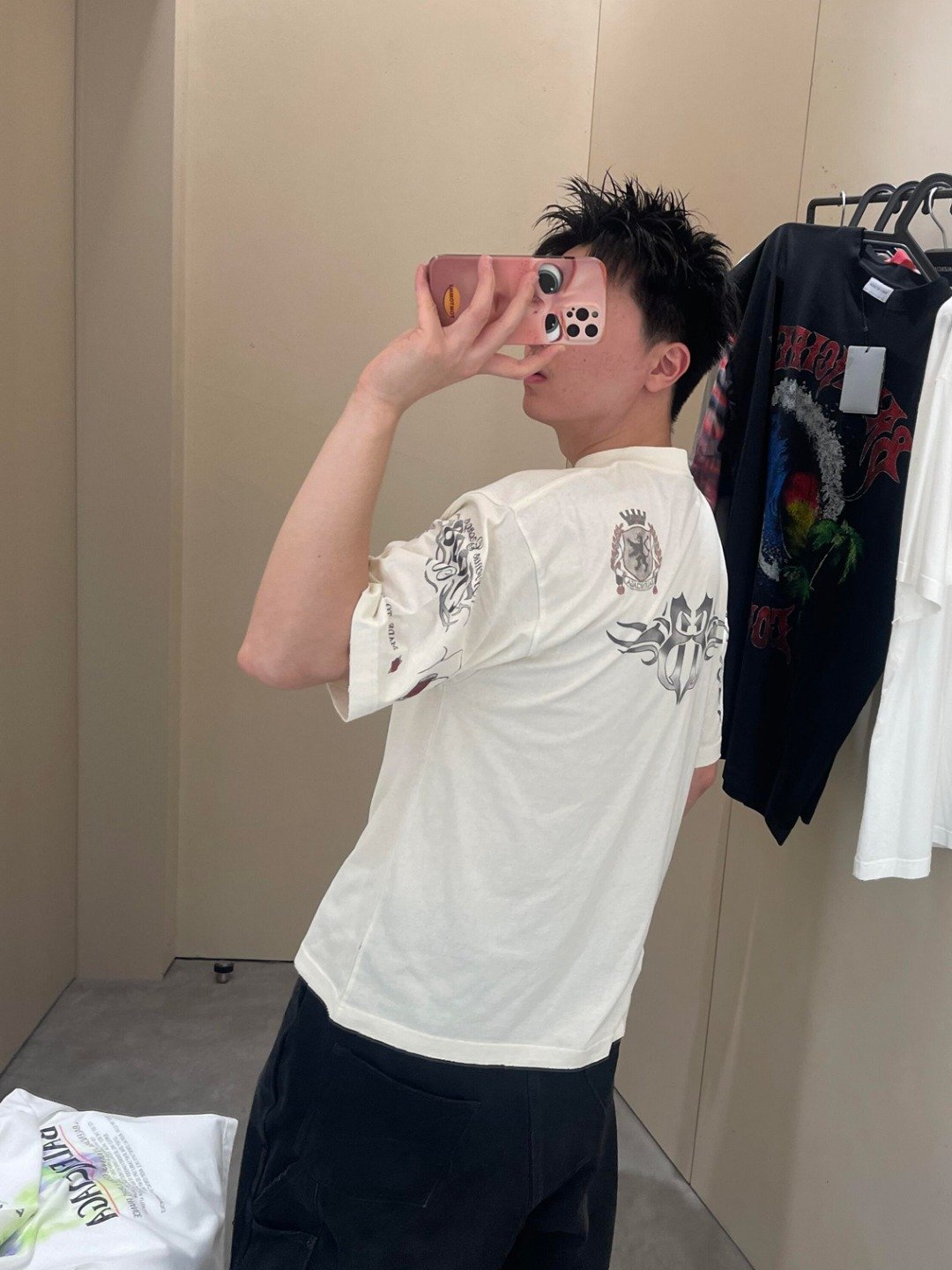 BALENCIAGA 2026 Spring/Summer Collection Tattoo Pattern Knit T-Shirt M6051906 - Image 3