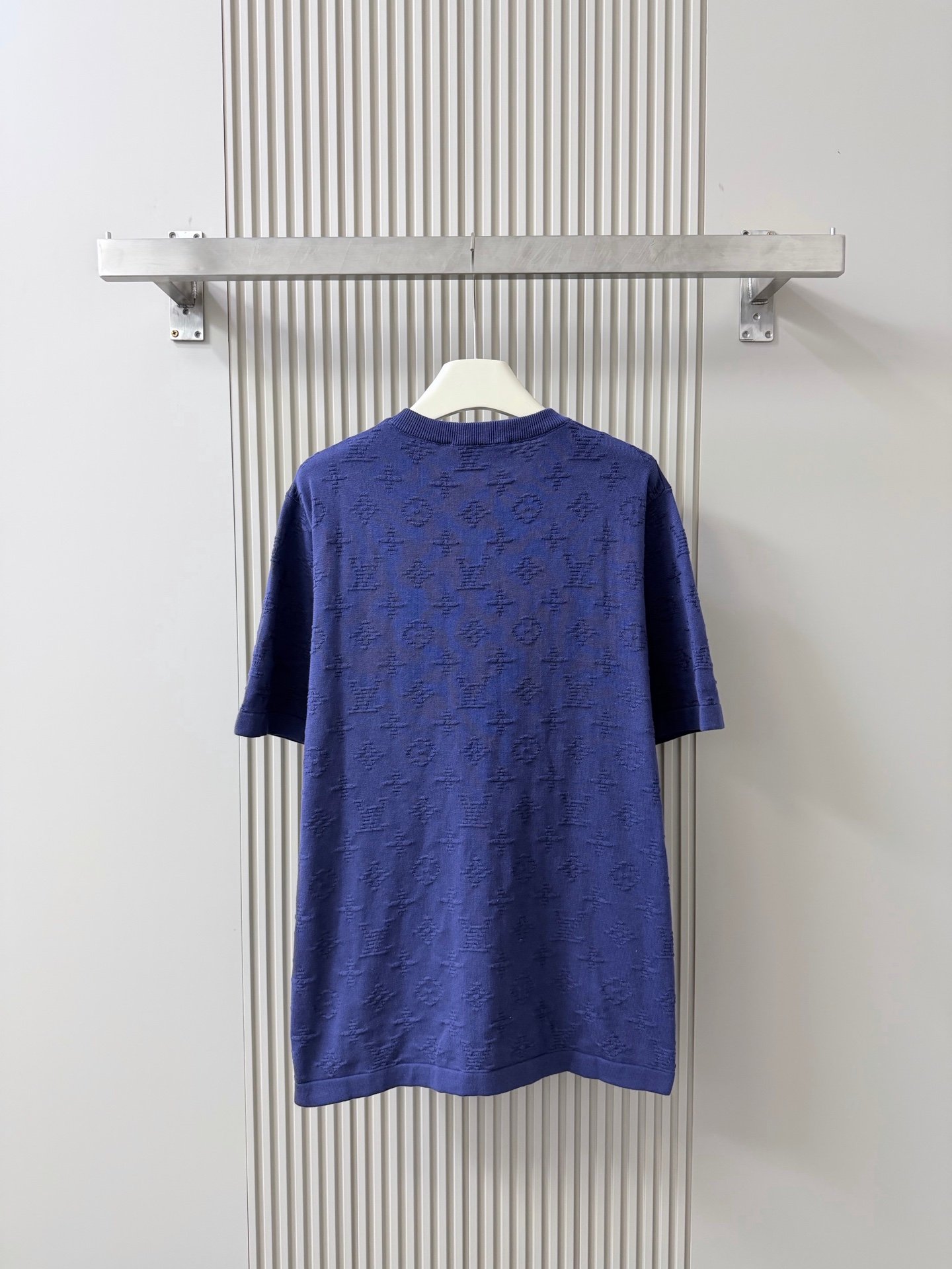 LOUIS VUITTON Full-patterned dark-textured letter jacquard knitted short-sleeved shirt M6052001 - Image 7