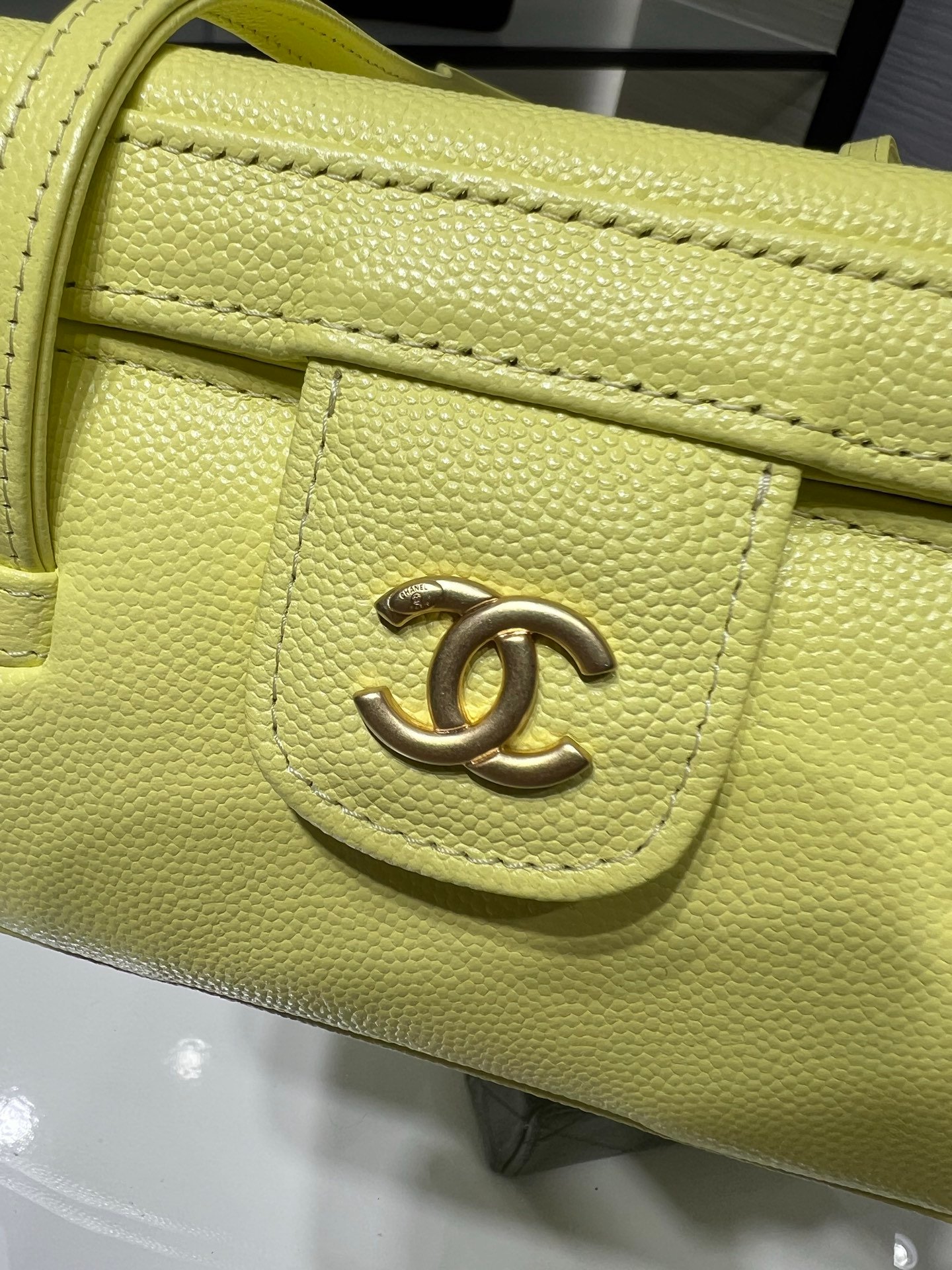 Chanel Preppy Coco Mini Shoulder Bag B6052004 - Image 6