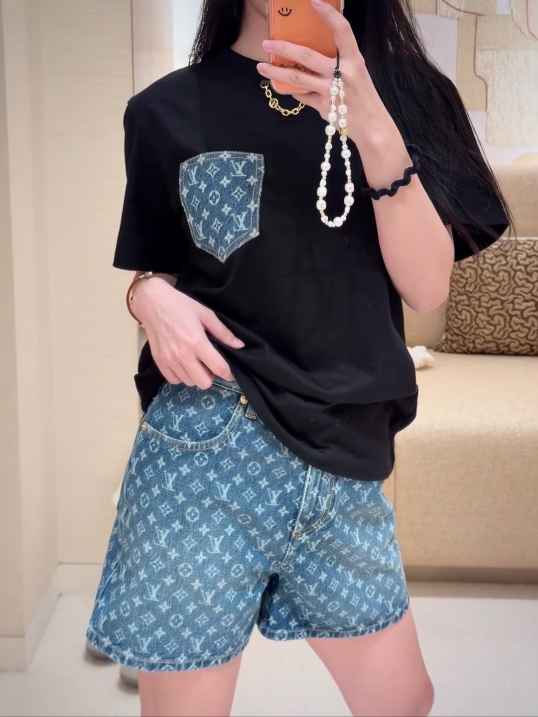 Louis Vuitton Monogram Denim Shorts W6052202 - Image 6