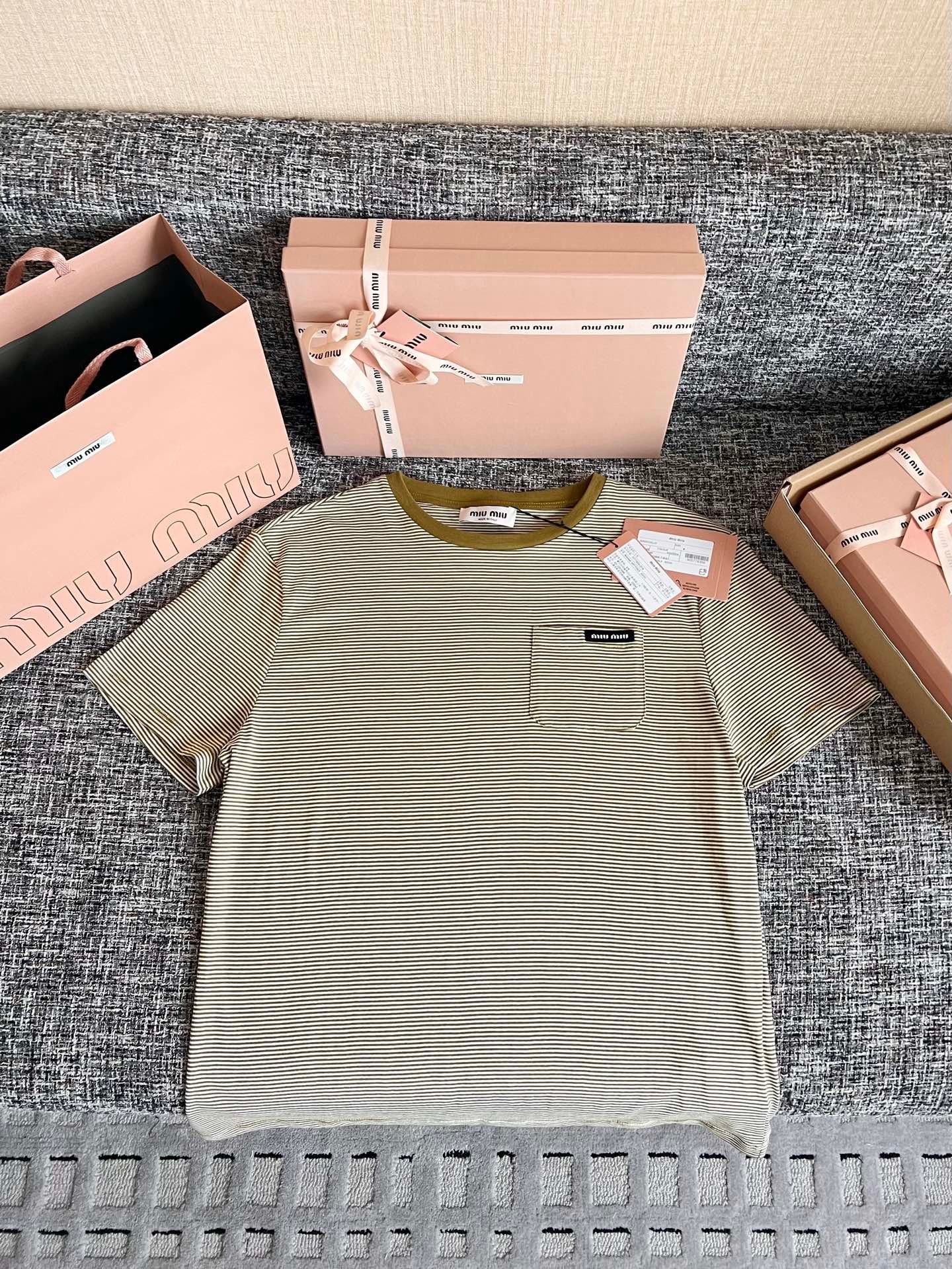 Miu Miu Ivory/olive Cotton T-shirt W6052204