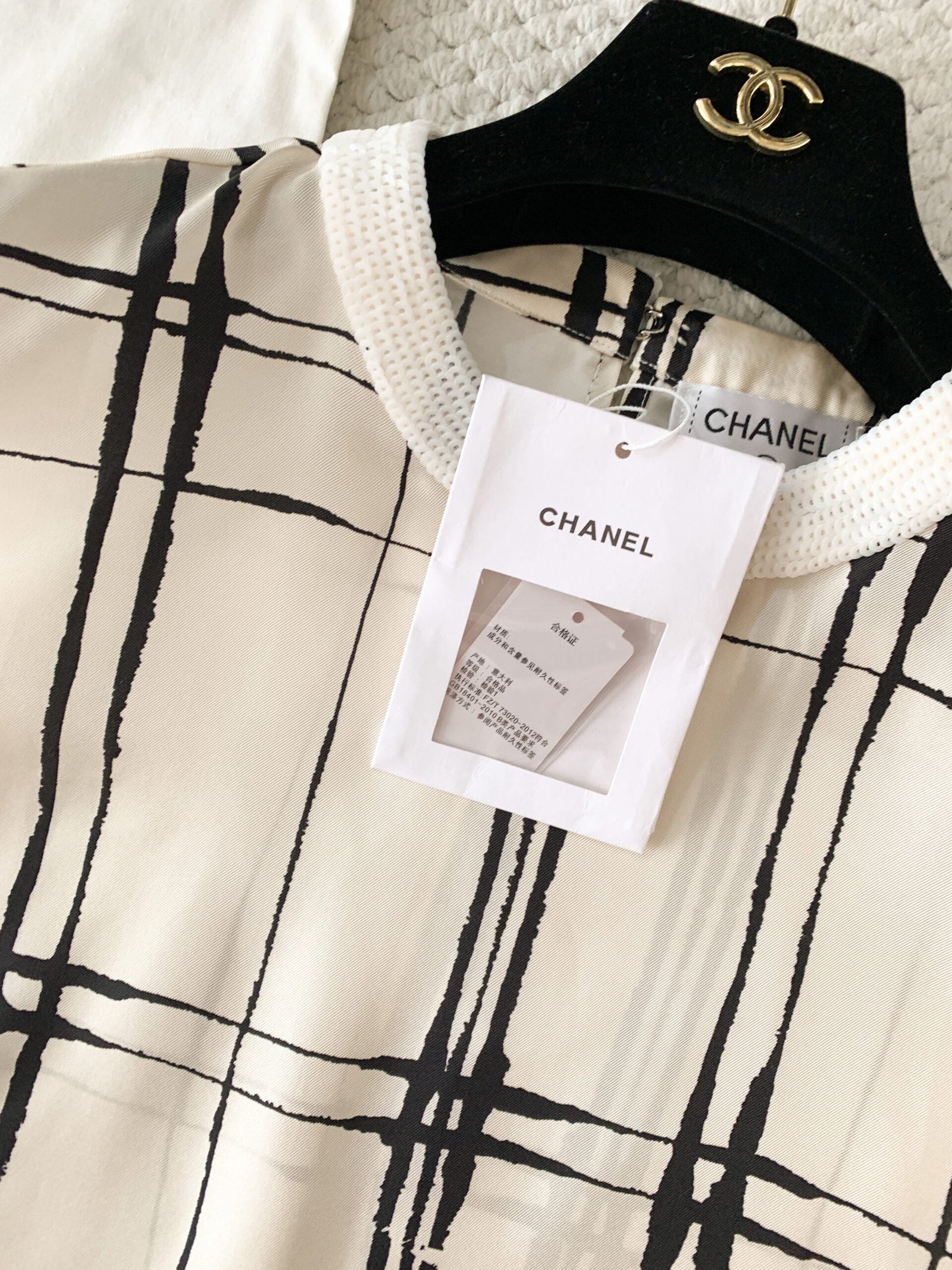 Chanel Top - Printed silk, ecru & black W6052501 - Image 5