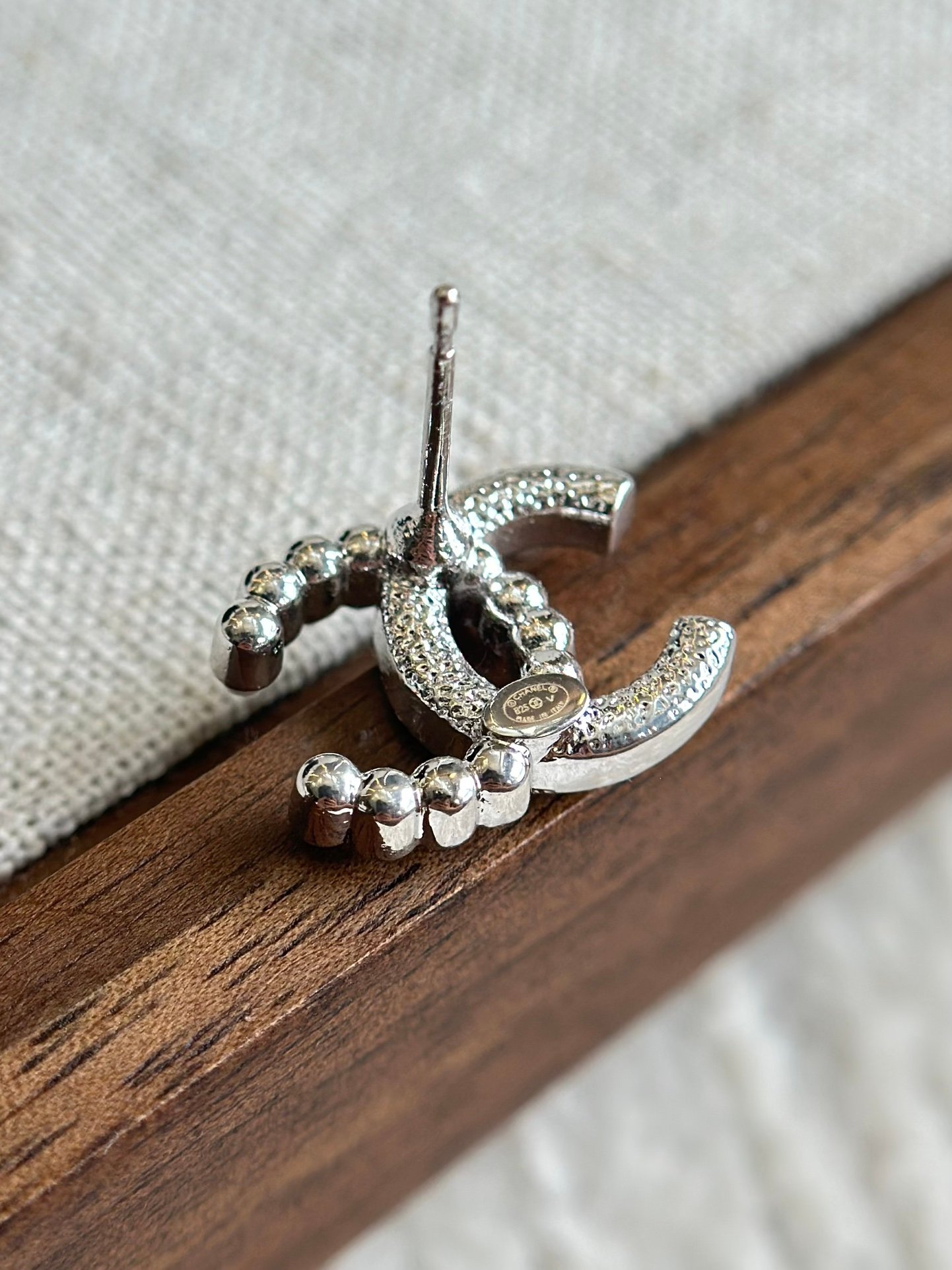 Chanel CC Crystal Strass Pearl Pierced Stud Earrings B6052801 - Image 7
