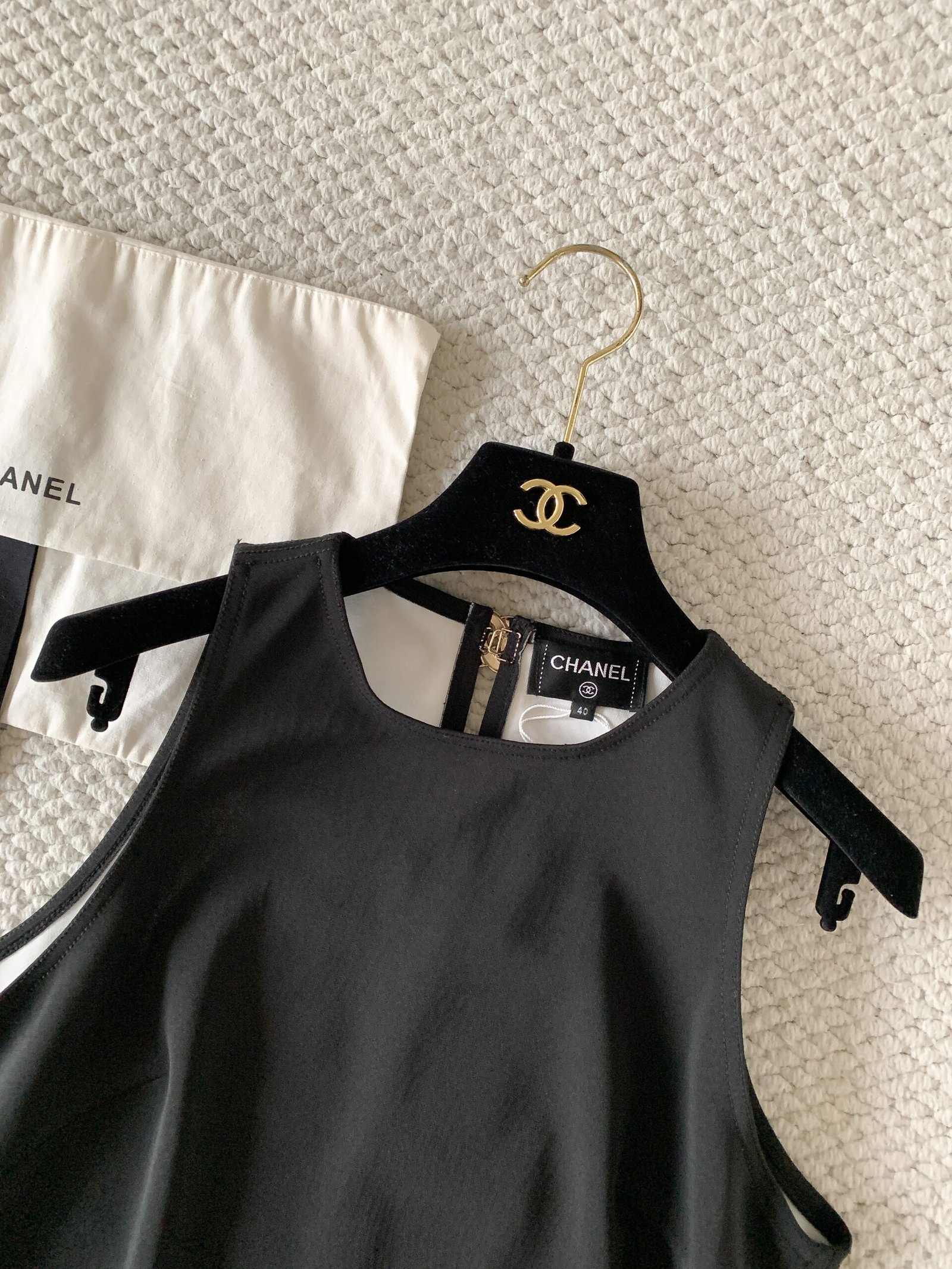 Chanel black sleeveless dress W6060102 - Image 4