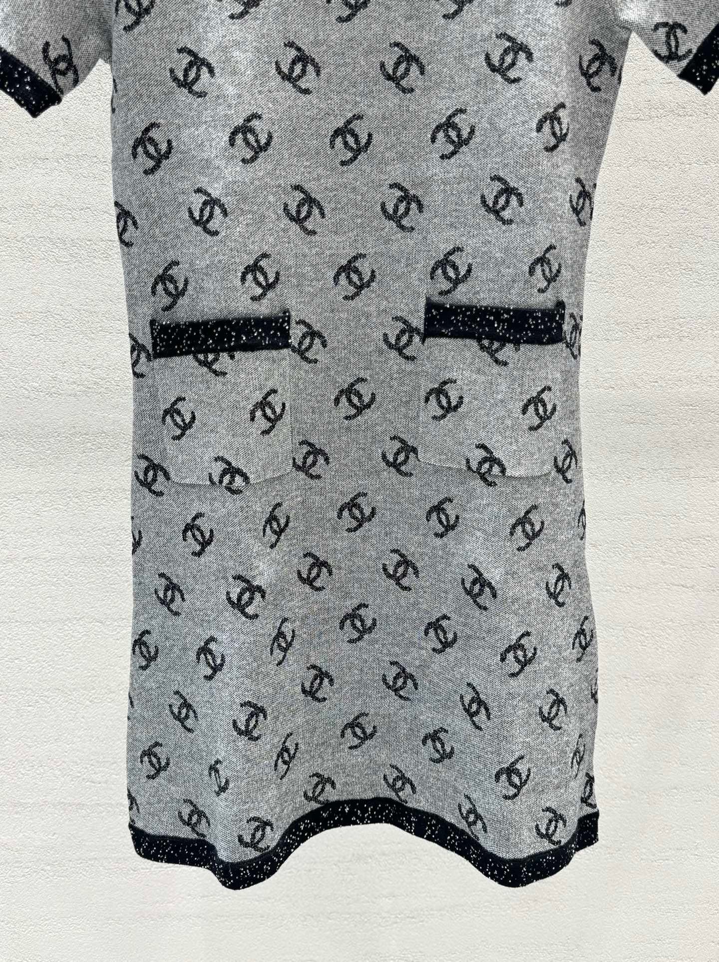 Chanel grey knitted dress W6060202 - Image 4