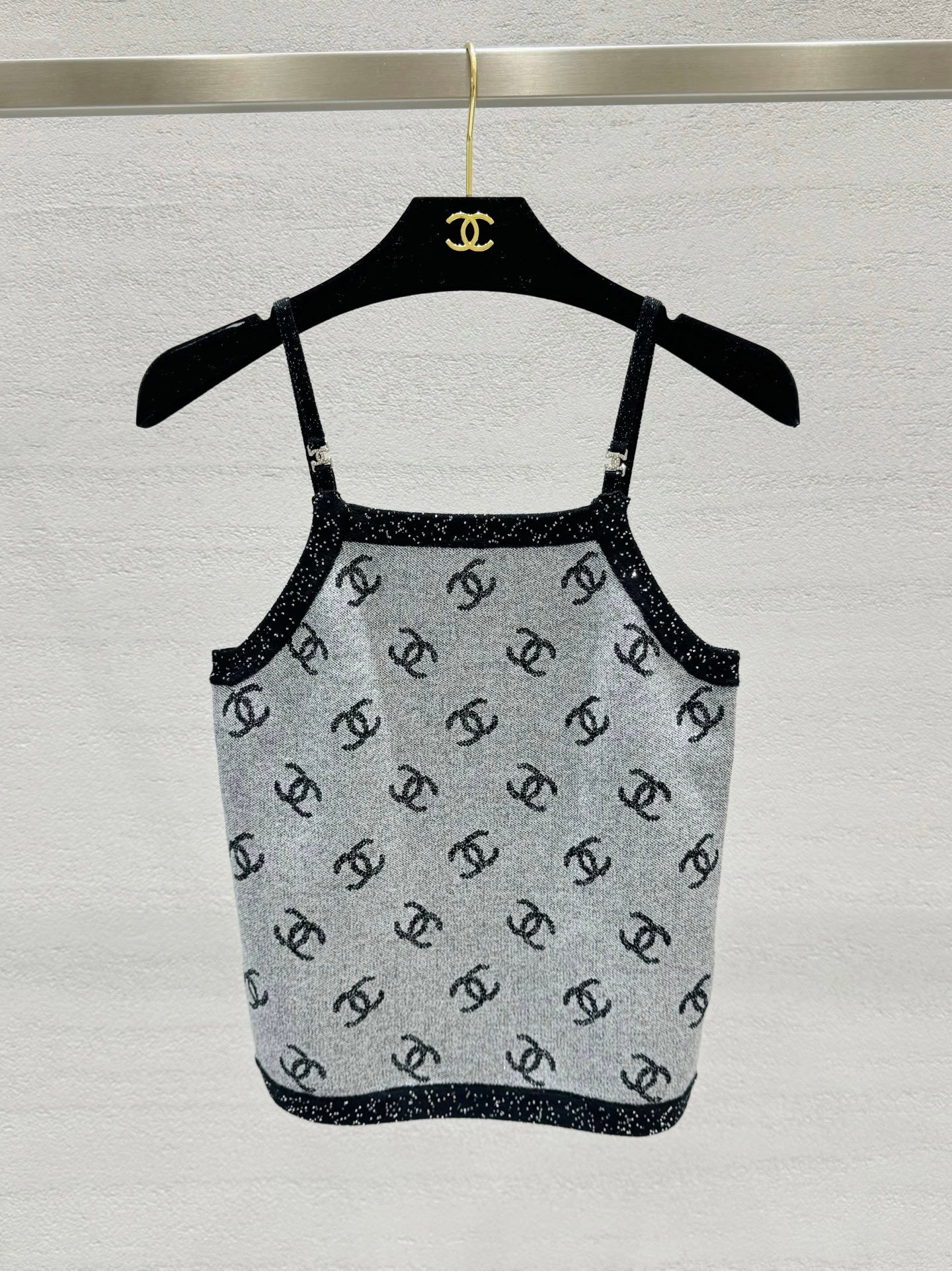 Chanel CC Logo sequined thin bandeau top W6060203