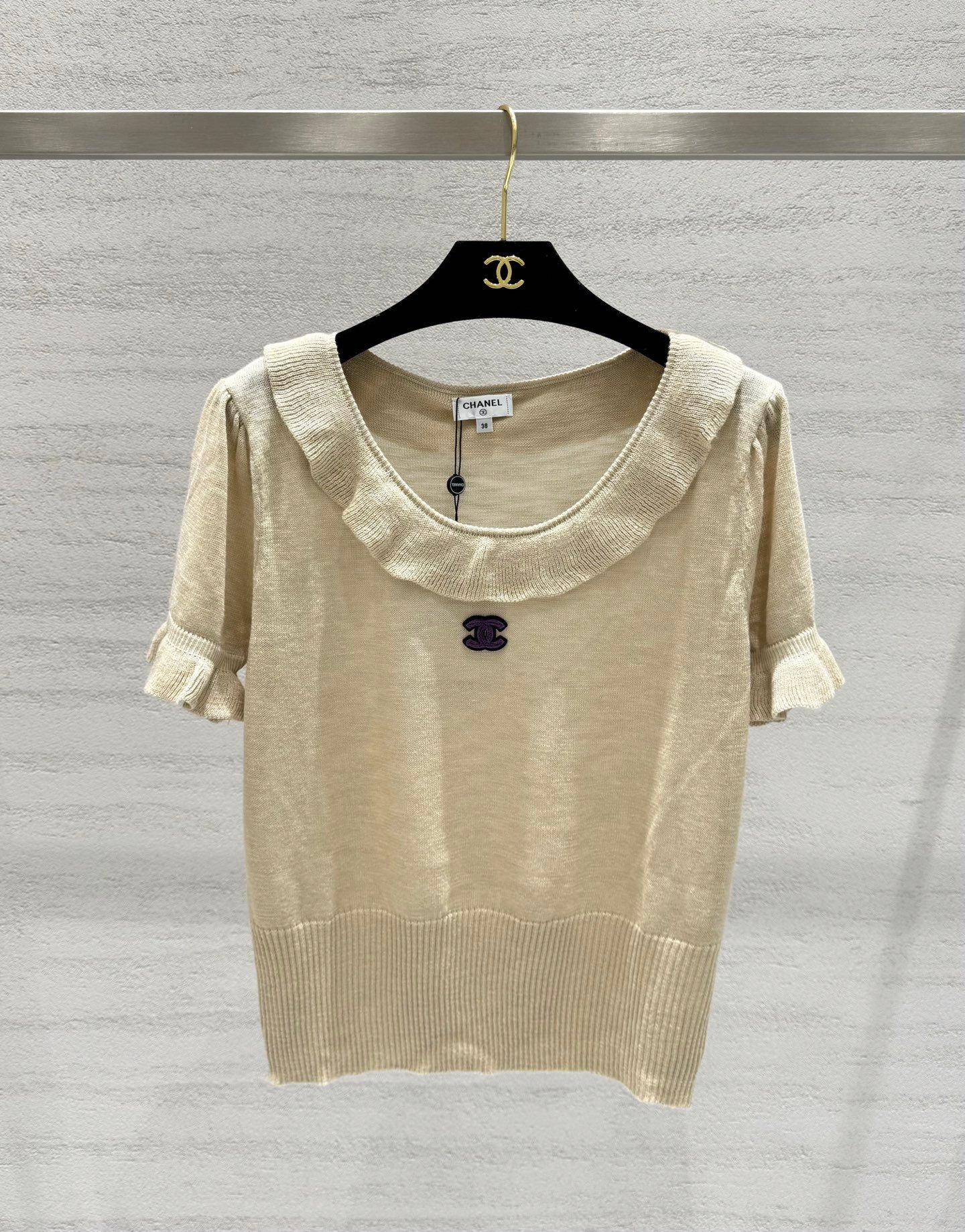 CHANEL Short-sleeved Knitted Top W6060302 - Image 2
