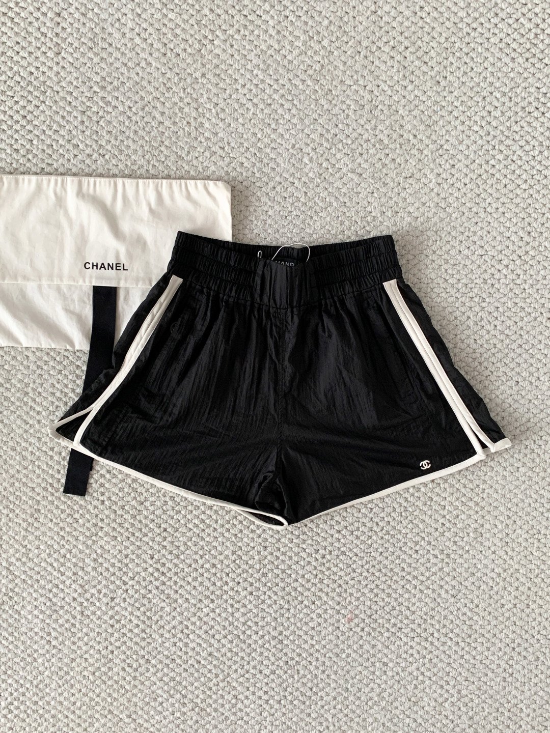 Chanel Coco Beach Shorts W6060402