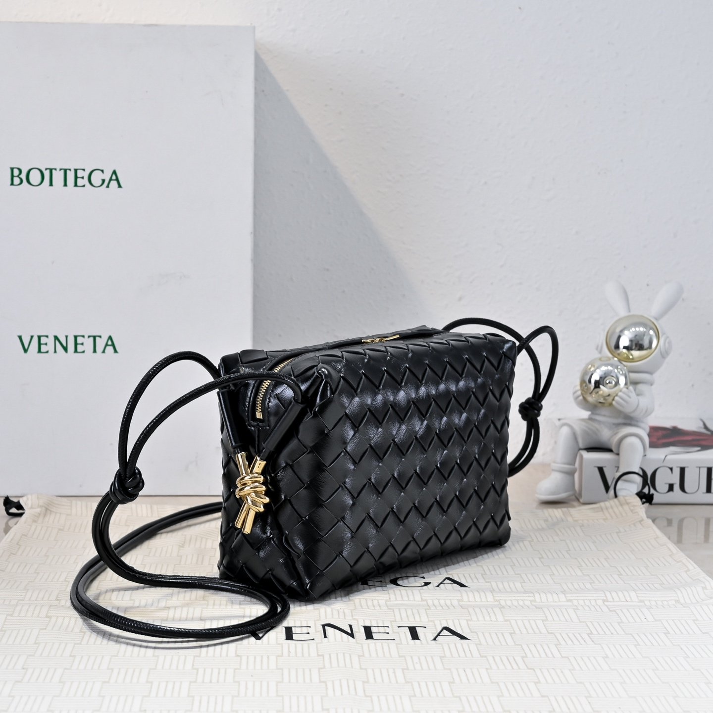 Bottega Veneta Mini Loop Camera Bag B6060501 - Image 3