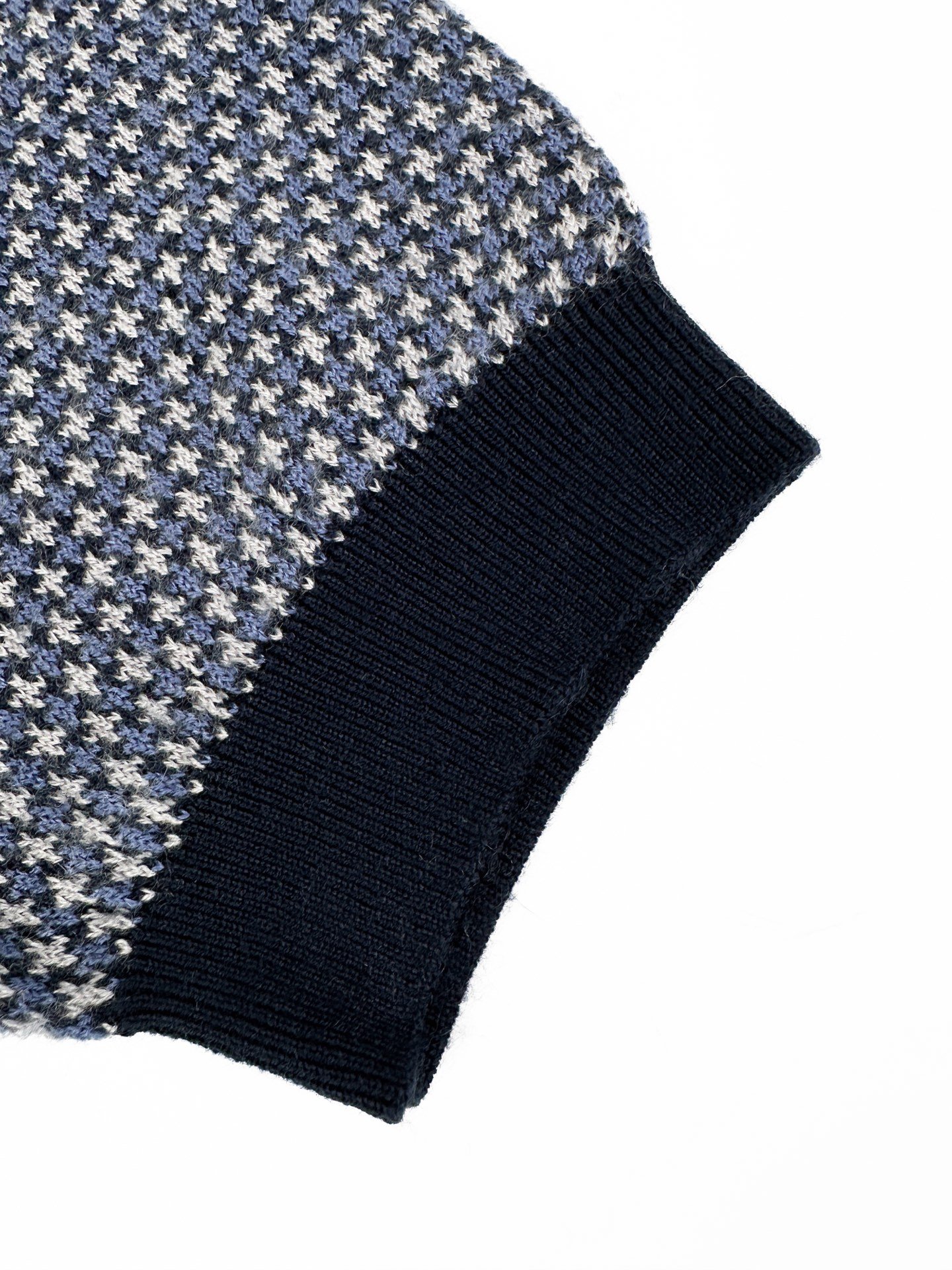 Dior jacquard embroidered short-sleeved sweater M6060604 - Image 11