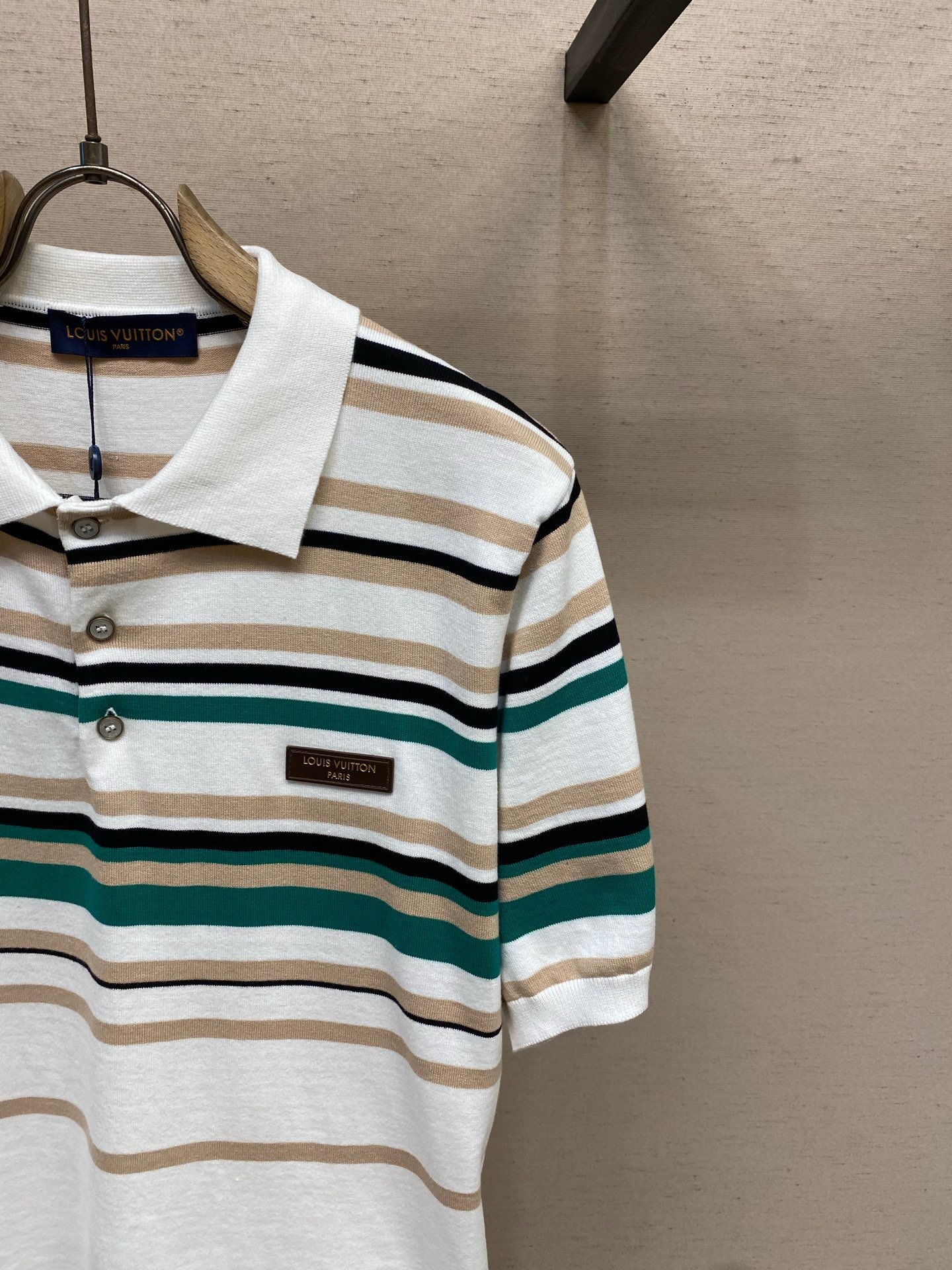 Louis Lettered Stripe Knit Short-Sleeved Polo Shirt M6060802 - Image 8