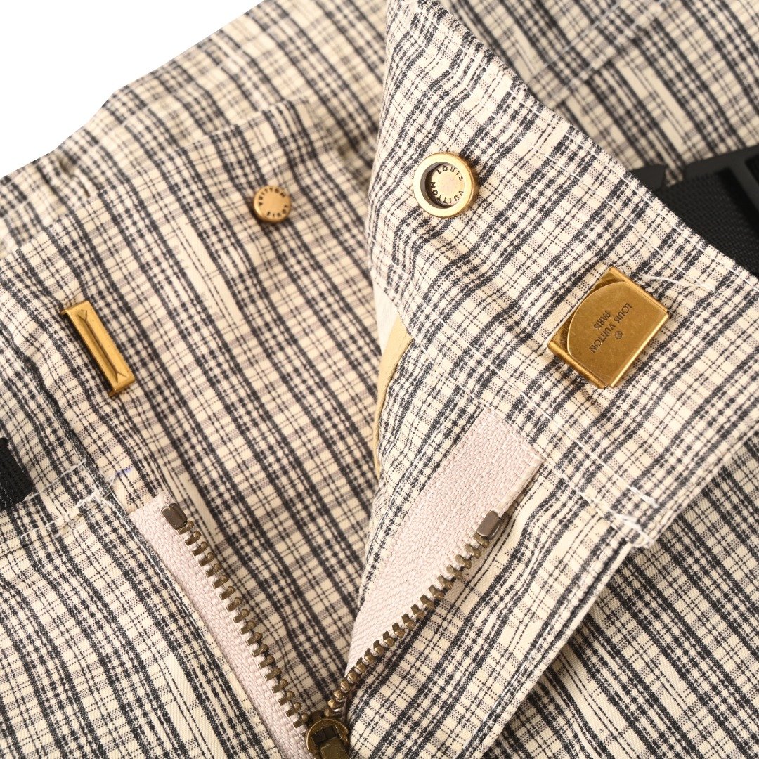 LOUIS VUITTON LV MONOGRAM Checkered Two-Piece Pants M6061003 - Image 8