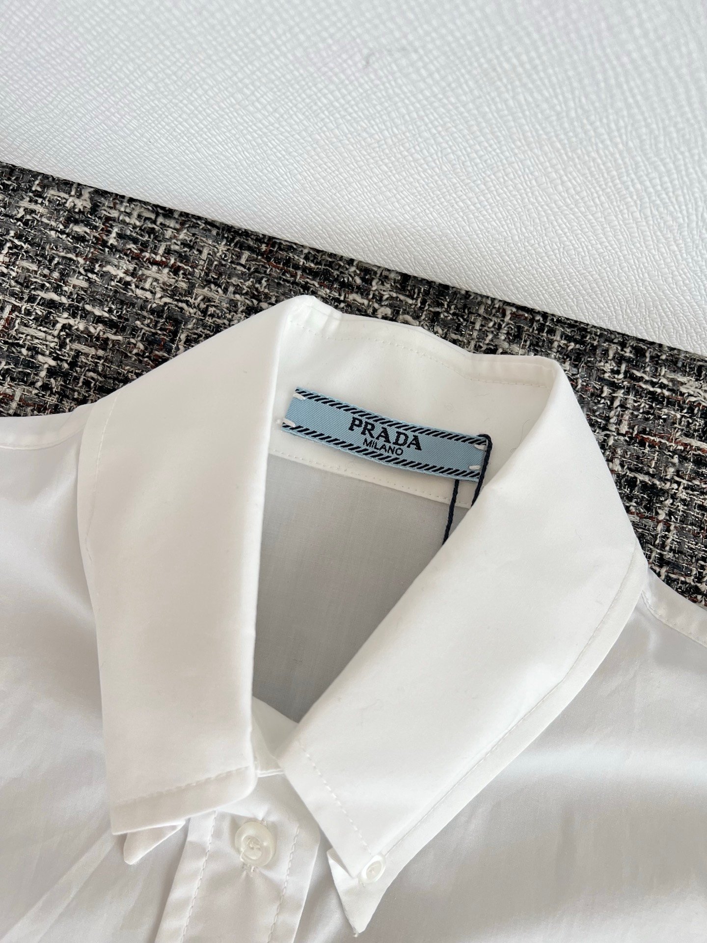 Prada patch-pocket Shirt W6061002 - Image 3