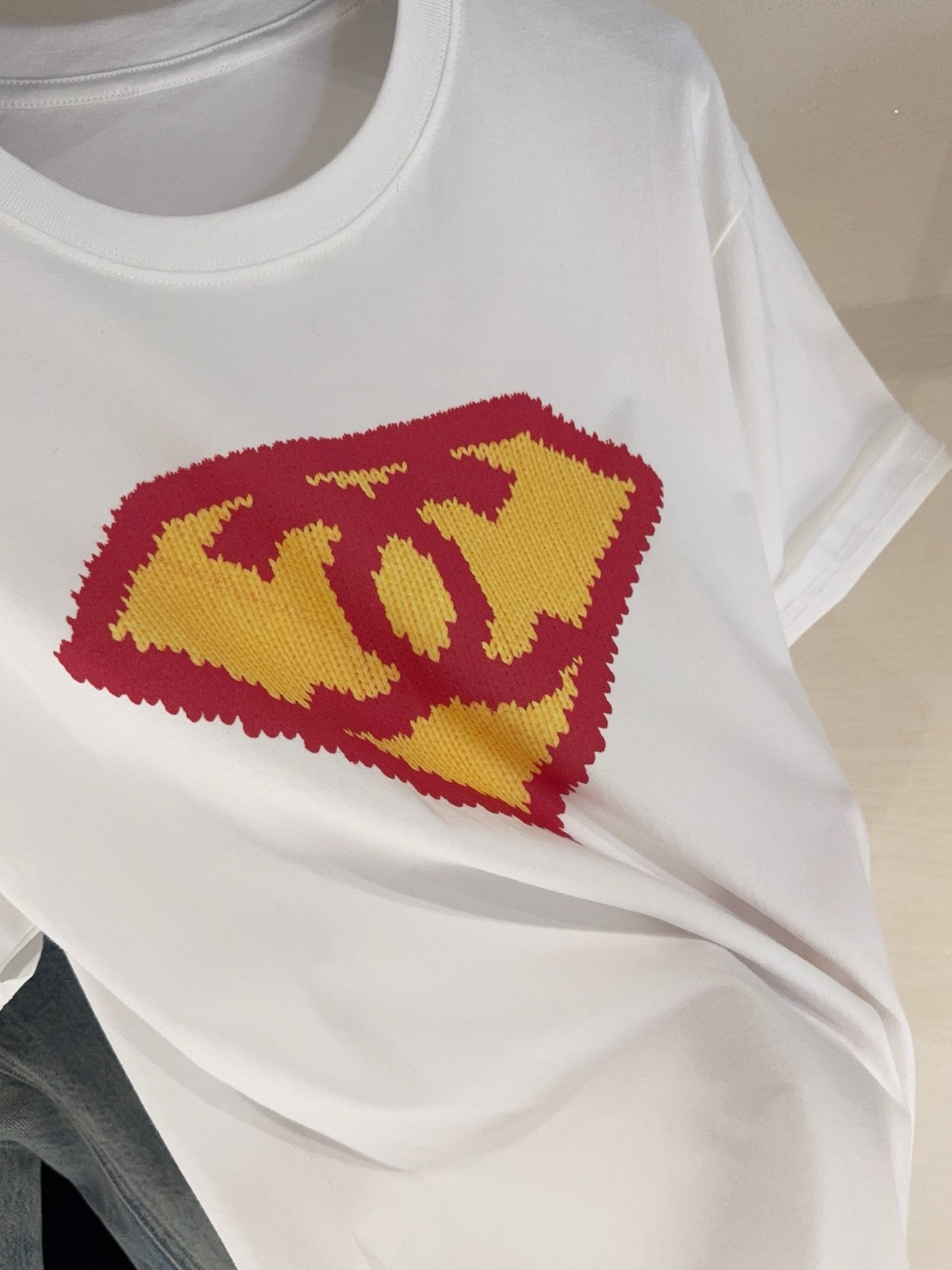 Chanel Double C Logo T-shirt W6061102 - Image 4