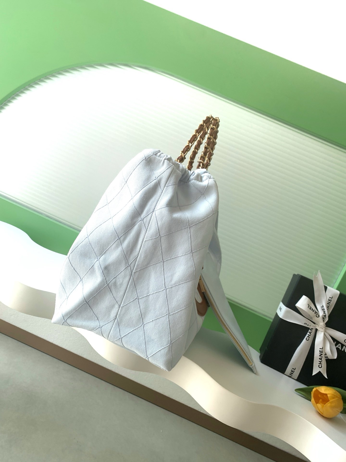 CHANEL Coco Beach Denim Bucket Bag B6061203 - Image 3