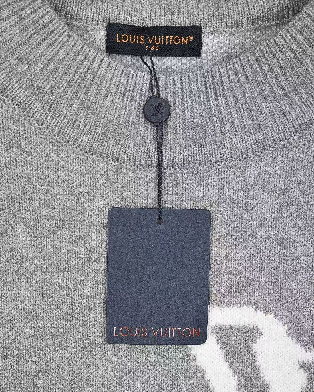 LV, pullover sweater M6060306 - Image 6